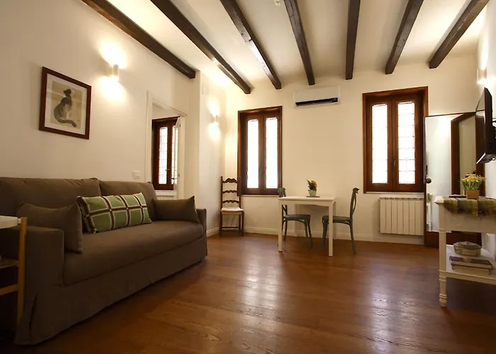 Serpenti House * Roma